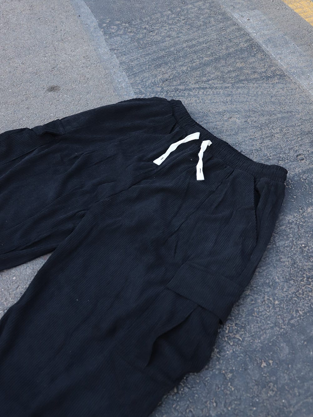 Ridge Corduroy Pant - Black